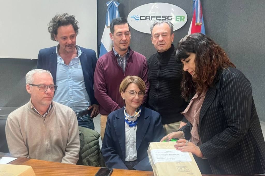 Más de $670 millones para obras en tres escuelas de los departamentos Colón y Uruguay