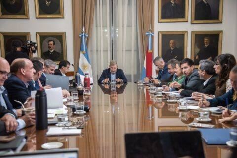 Reunión de gabinete provincial: foco en la gestión y seguridad escolar