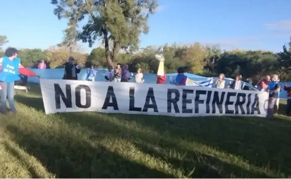 Vecinos de Gualeguaychú, Concordia y Colón marcharon en defensa del río Uruguay