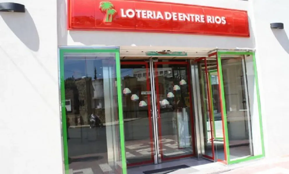 Agencieros se manifestarán frente al Iafas por el cambio obligatorio de cartelería