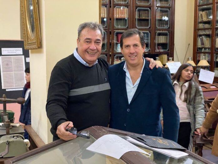 Barreto le pasó la posta a Uncal en el Centro Cultural Urquiza