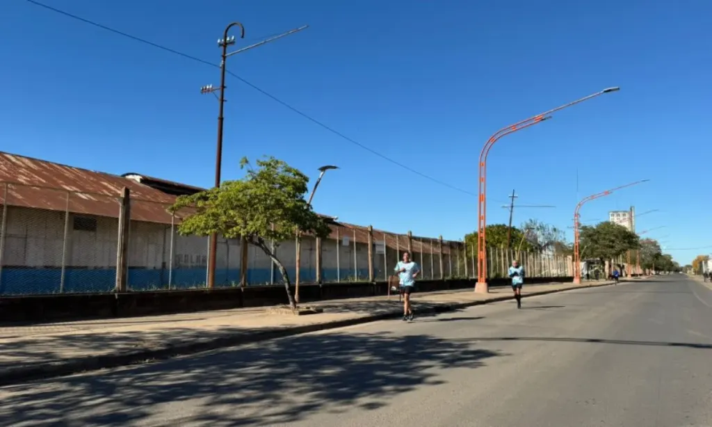 Con una gran convocatoria, se corrió la Maratón 122° Aniversario del Club Regatas Uruguay