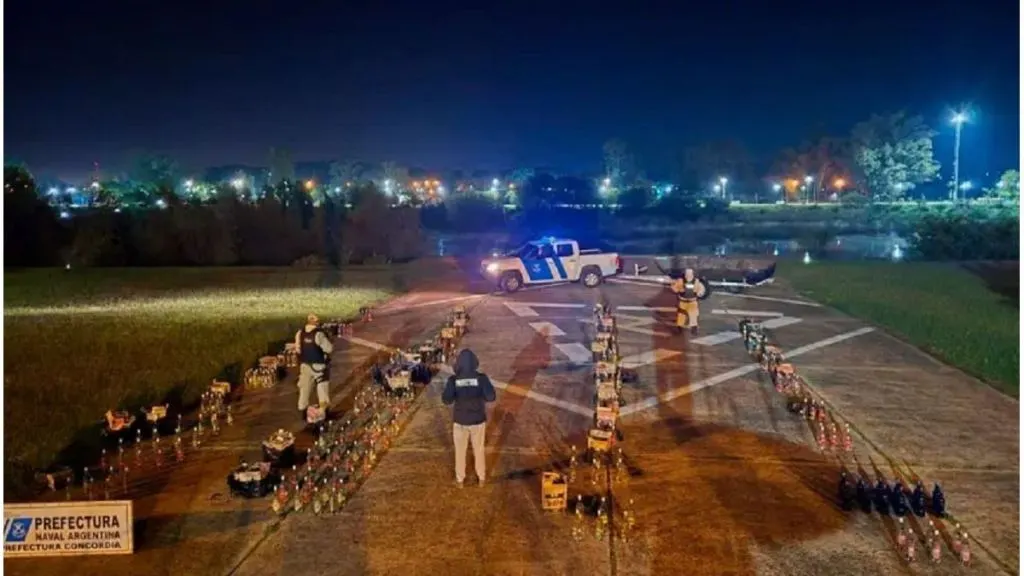 Concordia: incautaron botellas de vodka que pretendían ser cruzadas por el río Uruguay