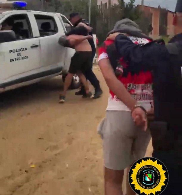 Cuatro personas detenidas tras varios allanamientos