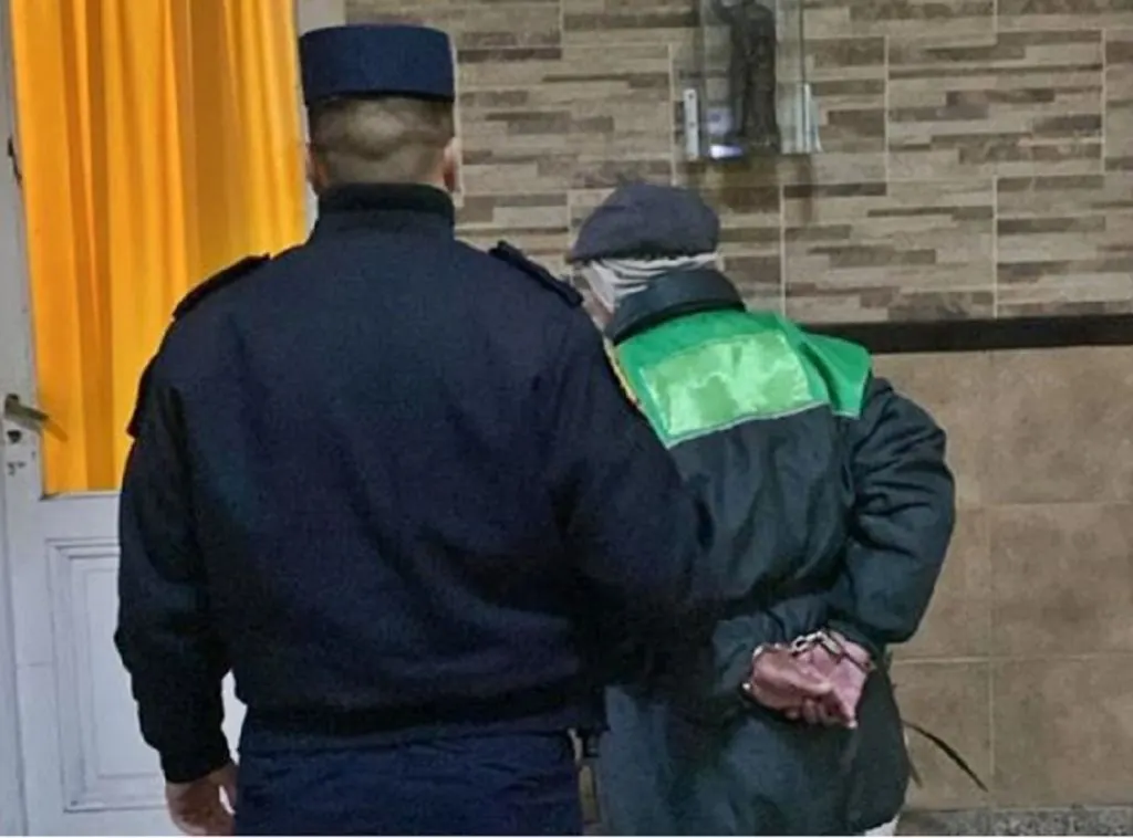 Detuvieron a un hombre acusado de agredir y no pagar a una mujer tras un encuentro acordado