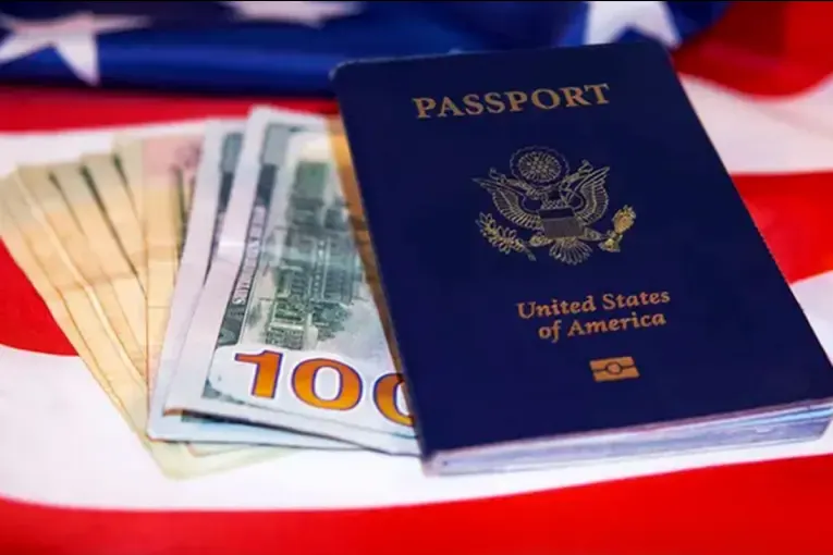 El Gobierno proyecta eliminar la visa para viajar a Estados Unidos en 2027