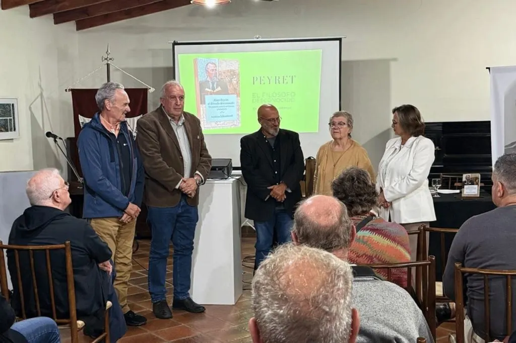 El legado de Alejo Peyret, con autores regionales. Américo Schvartzman tuvo a su cargo la apertura del ciclo
