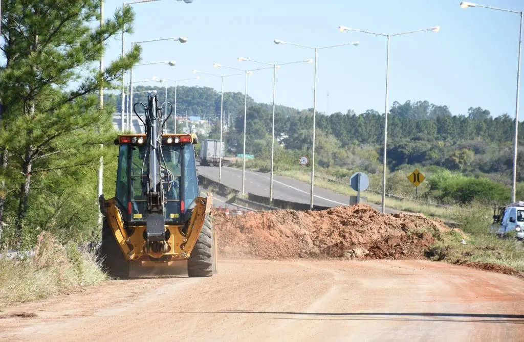 El municipio decidió pagar $ 37 millones más, entregando obras de pavimentación a empresa de Bs. As. con flojos argumentos