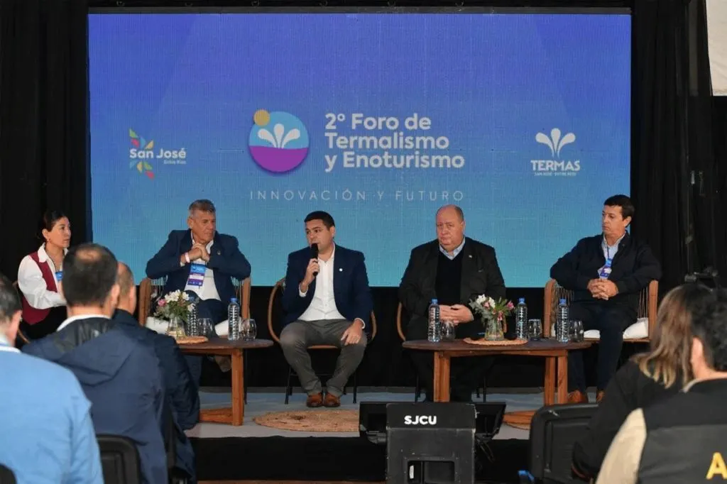 En la primera jornada del Foro de Enoturismo, Bastian destacó el crecimiento de la actividad en la provincia