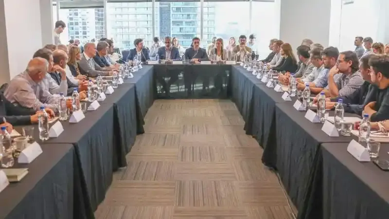 Entre Ríos impulsa una agenda de planificación foresto industrial junto al CFI y otras provincias