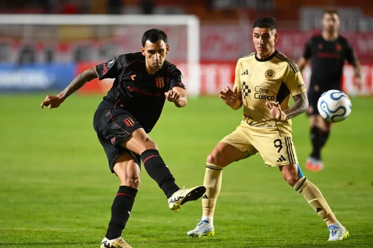Estudiantes empató 1-1 con Cusco y mantiene el invicto en la Copa Libertadores