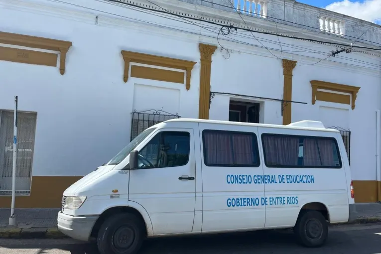 Familias de una escuela convocan a no enviar a los alumnos a clases y anuncian una protesta este lunes