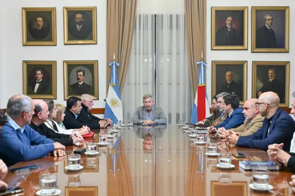 Frigerio encabezó un encuentro con gremios estatales sobre la Reforma Previsional