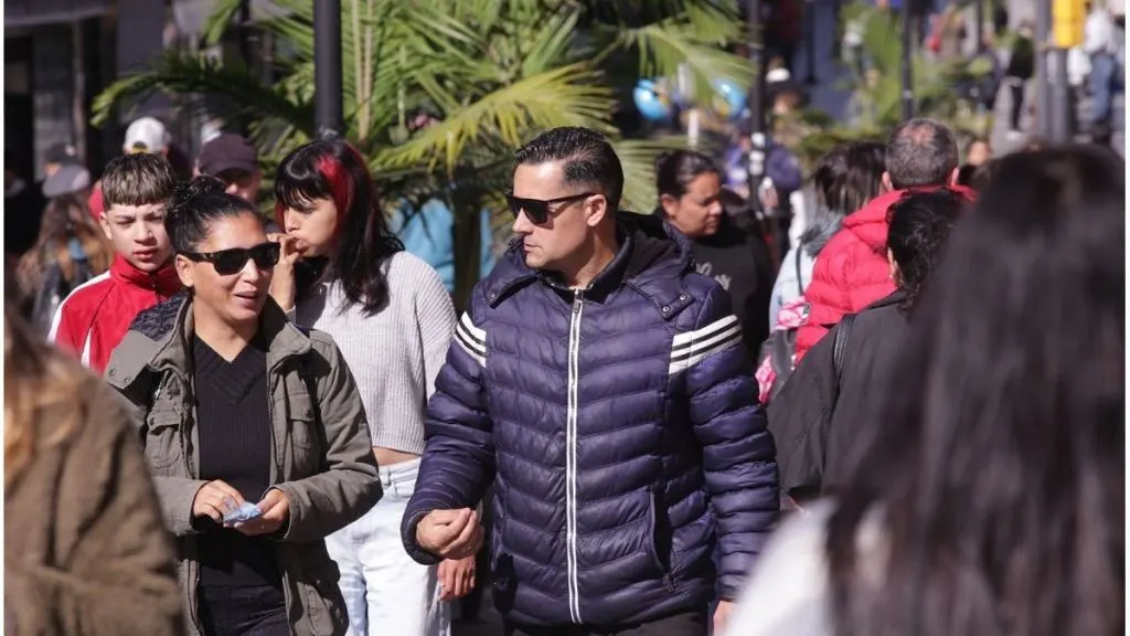 Frío en Paraná: avanza una masa de aire y bajan las temperaturas
