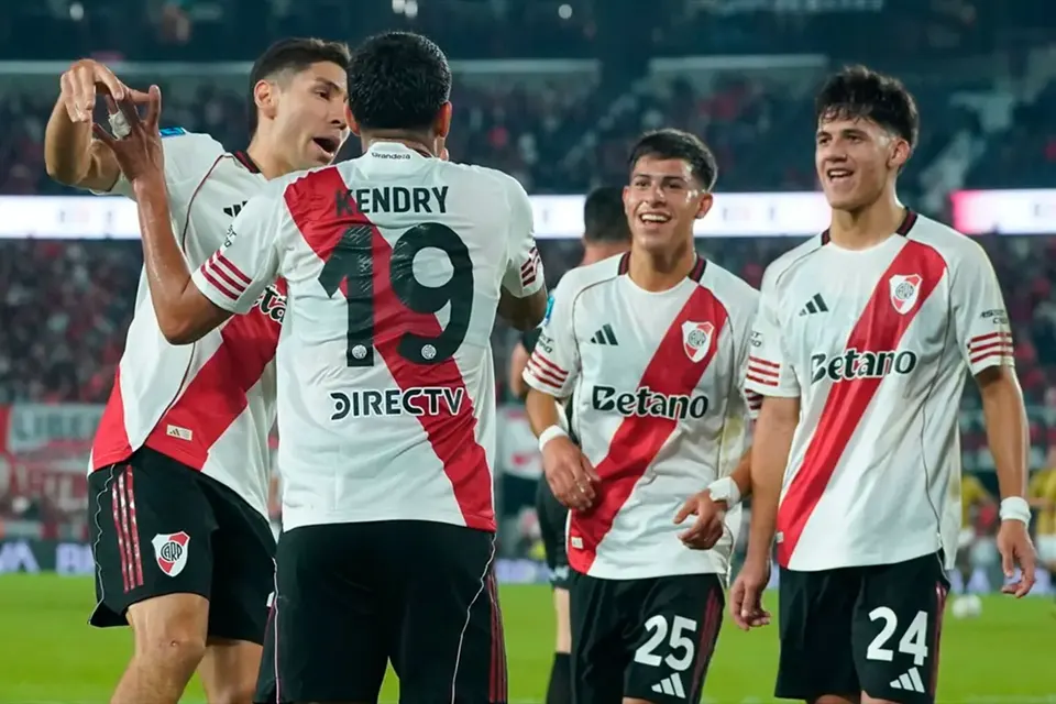 Fútbol libre por celular, River vs. San Lorenzo en vivo