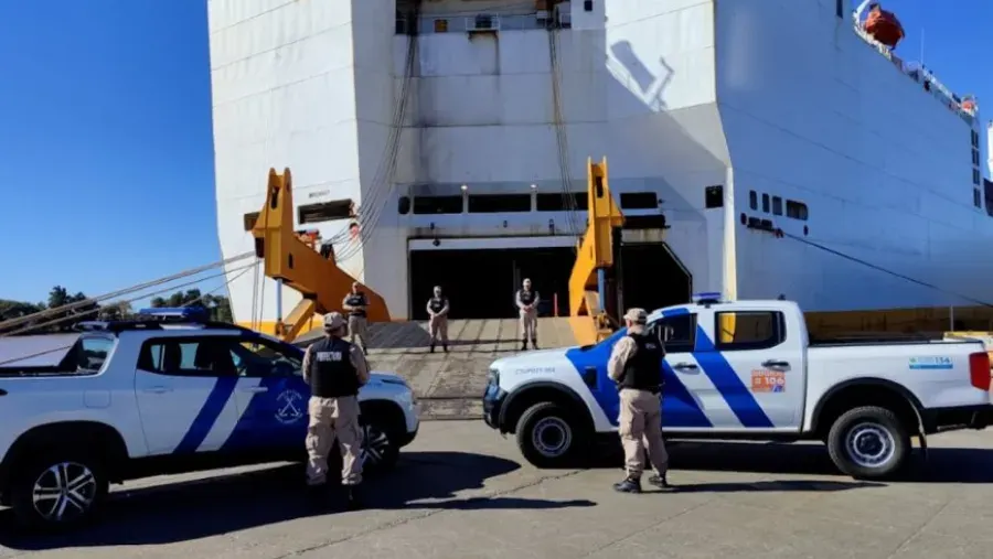 Incautaron 16 kilos de cocaína en buque extranjero amarrado al sur de Entre Ríos | Análisis