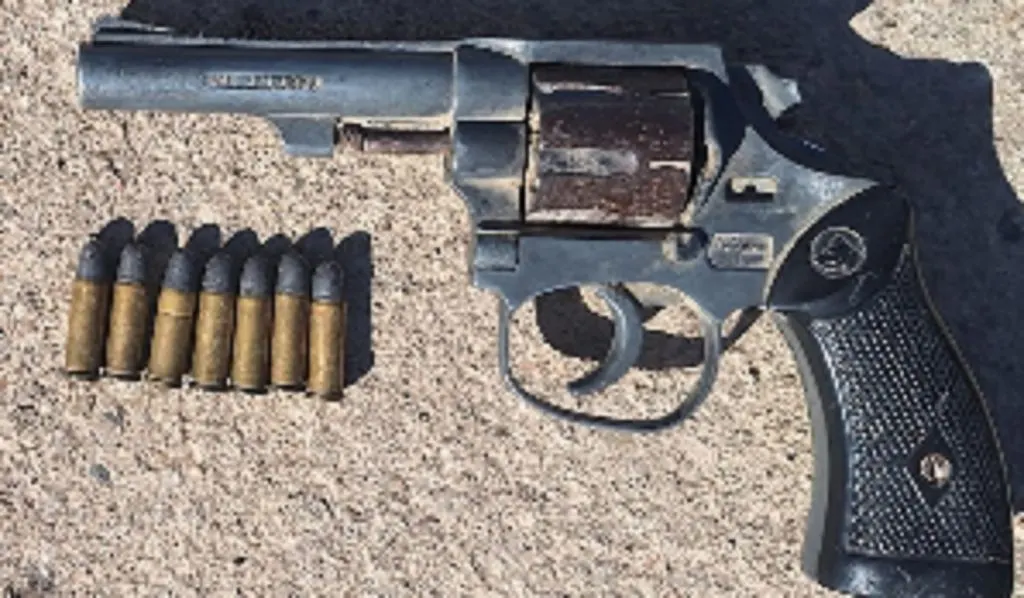 La policía acudió a un domicilio por una discusión de pareja y secuestró un arma de fuego