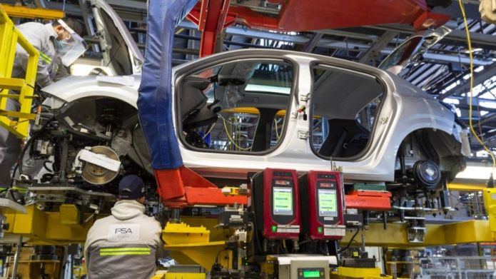 La producción de autos se desplomó 18,6% en el primer cuatrimestre