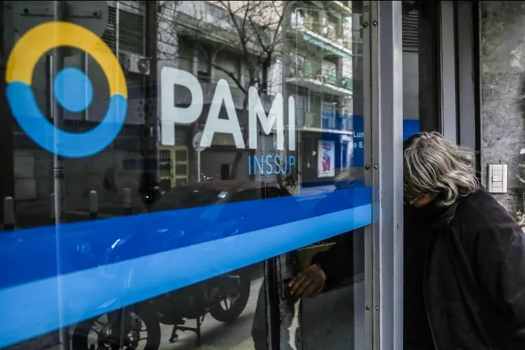 Las transferencias nacionales al PAMI cayeron 54,4% en el primer cuatrimestre