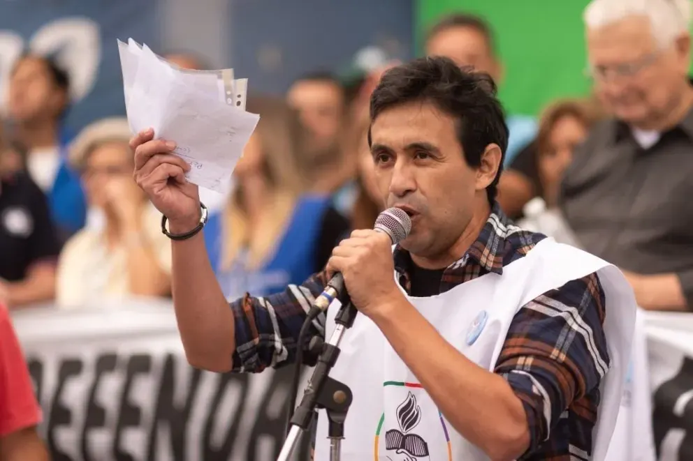 Los gremios docentes rechazaron la oferta salarial y reclamaron una propuesta “superadora”