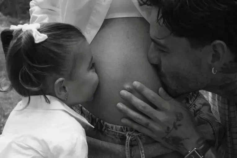 Maluma anunció que será padre por segunda vez y emocionó a sus fans con una tierna foto familiar