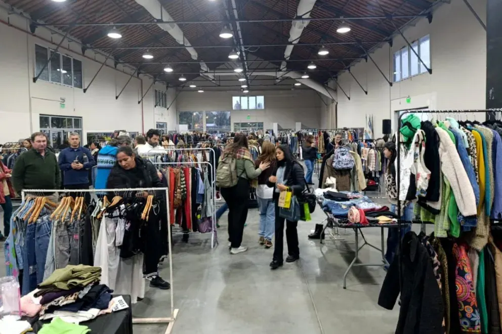 Más de cuarenta emprendedores formaron parte de una nueva feria de Moda Circular