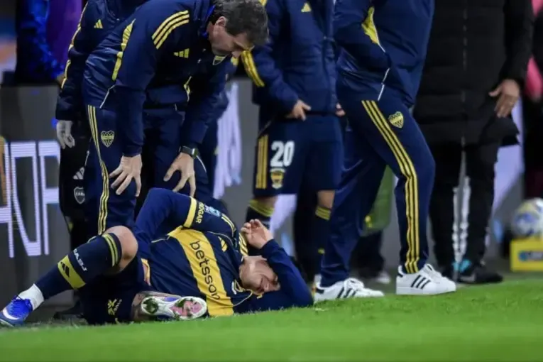 «No lo puedo creer»: alarma en Boca por la lesión de Bareiro durante el partido contra Huracán