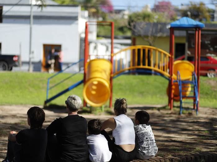 Nueva convocatoria del registro de adoptantes: 113 niños y adolescentes esperan una familia