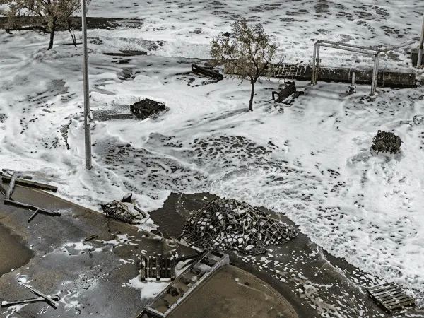 Olas de hasta 7 metros, destrozos e inundaciones en la Costa Atlántica tras el paso del ciclón extratropical