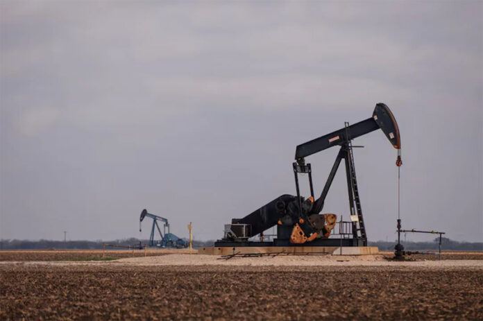 Petróleo cae hasta 12% y suben los mercados por expectativa de paz entre EE.UU. e Irán