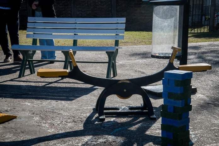 Programa Ecoaliados: escuelas que separen sus residuos podrán canjearlos por mobiliario reciclado