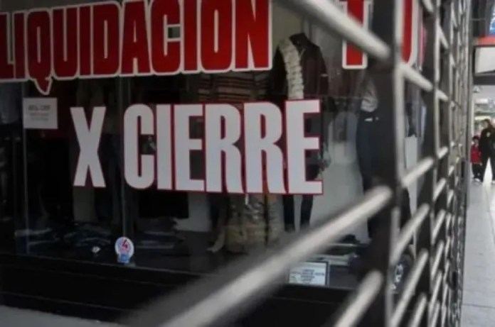 Registran entre 50 y 60 despidos por mes en comercios de Paraná