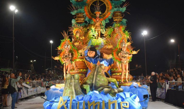 Renovaron la concesión de los carnavales de Chajarí a los clubes organizadores
