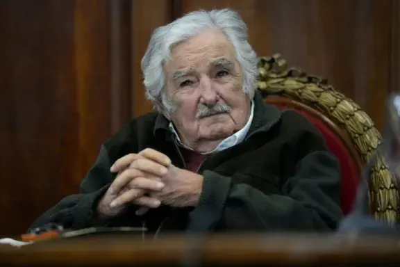 Revelaron el encuentro secreto entre «Pepe» Mujica y los asambleístas para levantar el corte de Arroyo Verde