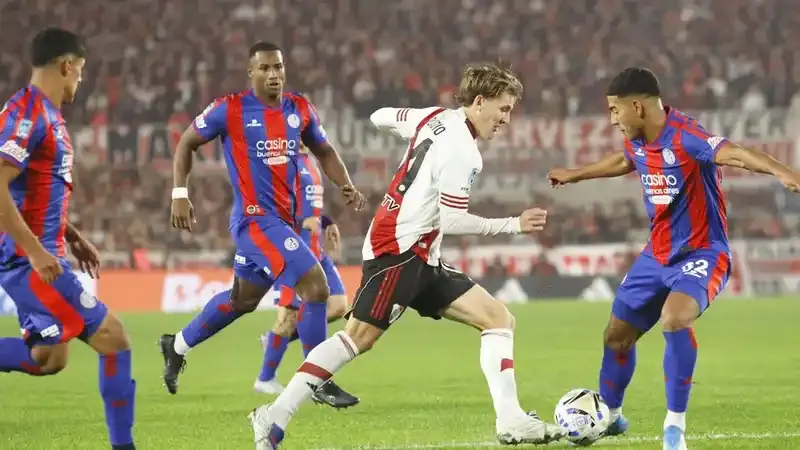 River le ganó a San Lorenzo por penales en un partido infartante