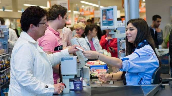 Salarios de empleados de comercio: cómo se pagará el bono en el sueldo de junio 2026