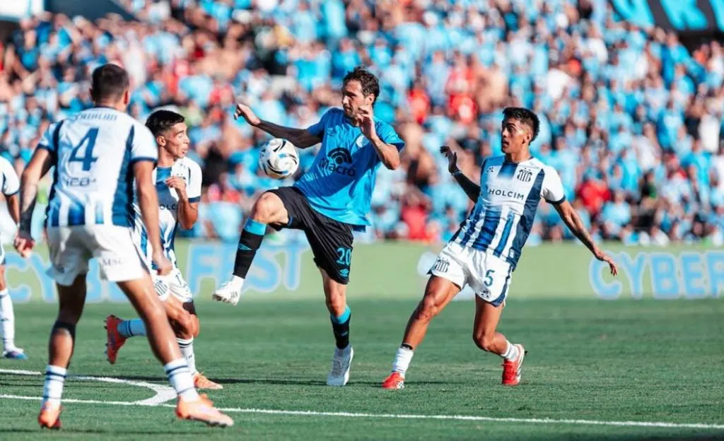 Se abren los octavos de final del Torneo Apertura con el vibrante clásico cordobés entre Talleres y Belgrano