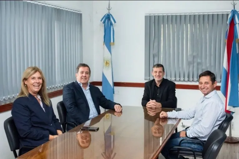UADER y Salto Grande trabajan en capacitaciones y actividades vinculadas a la actividad hidroeléctrica