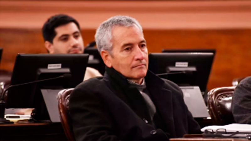 Un libertario decepcionado mira el 2027, pero con nueva escudería 