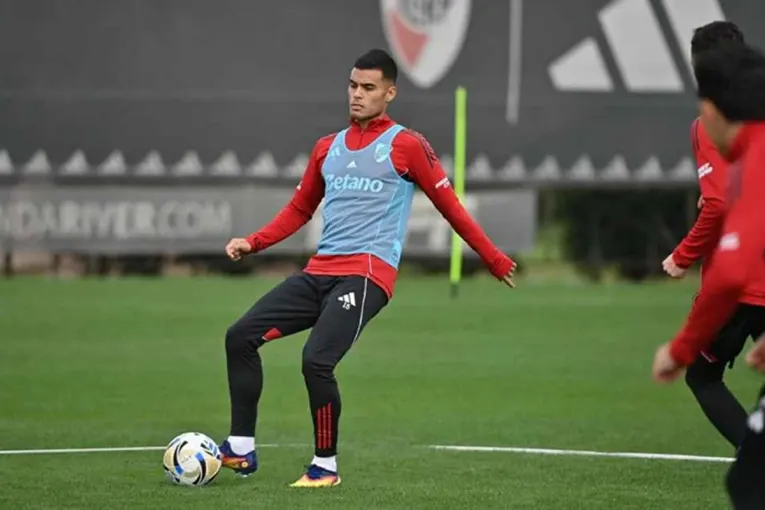 Vivo: River y San Lorenzo ya juegan en el Monumental