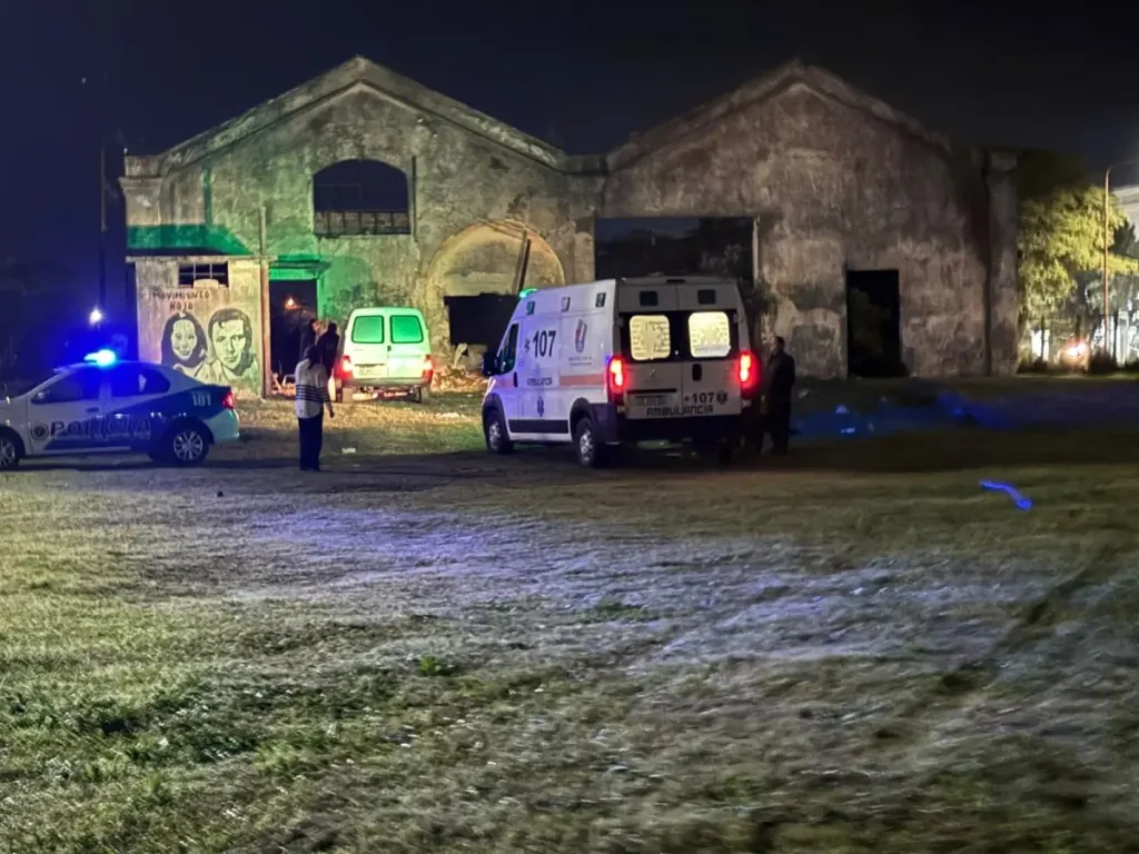 Asistieron y trasladaron al hospital a una persona en situación de calle que se encontraba descompensada