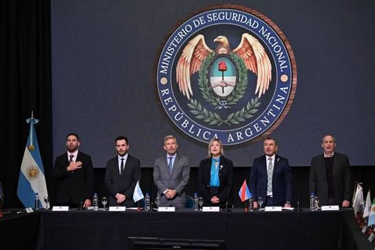 Frigerio encabezó la apertura del consejo Federal de seguridad interior que sesionó en entre ríos