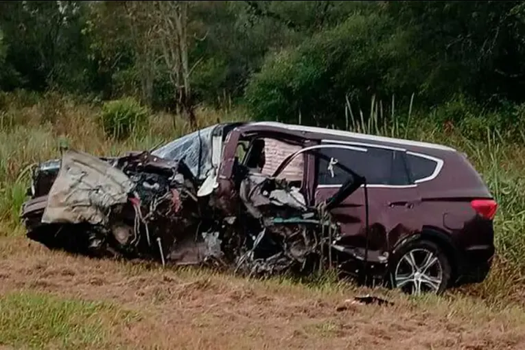 Futbolista de Newell’s protagonizó grave accidente junto a su esposa y su beba: murió el conductor del otro vehículo