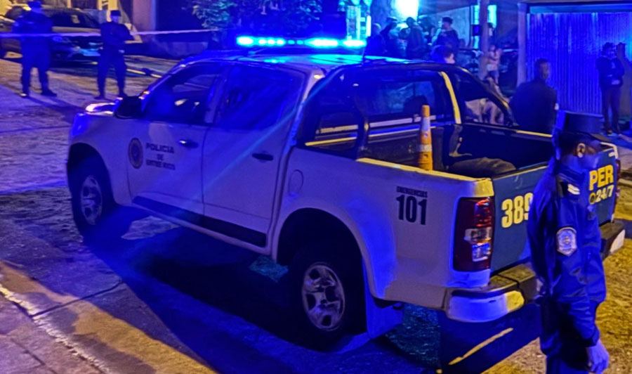 Otro golpe al narcomenudeo: Policías de civil vigilaron una esquina tras la denuncia de vecinos y detuvieron a un vendedor de droga