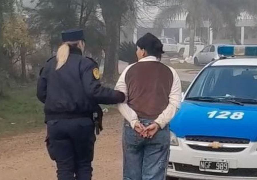 Allanaron una vivienda a pocas cuadras de un robo: secuestraron parte del botín y demoraron a dos personas