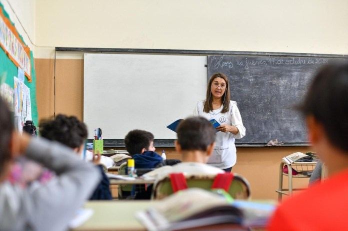 Aprender 2025: Entre Ríos mejoró sus resultados por encima del promedio nacional