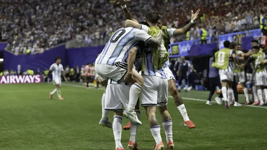 Argentina irá por un lugar en semifinales frente a Suiza