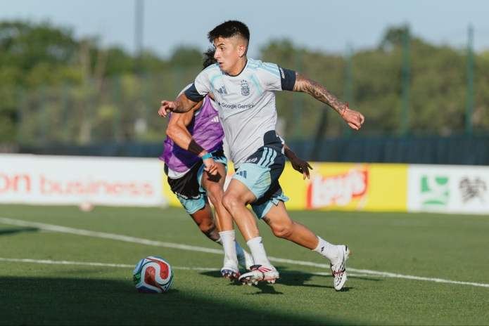 Argentina se entrena para Cuartos de Final: la probable formación ante Suiza