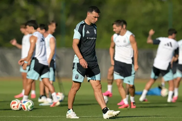 Argentina va ante Suiza por otro paso en su camino al bicampeonato