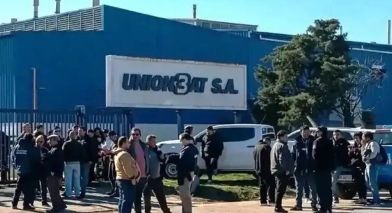 «El agua nos está llegando a todos»: la CGT Gualeguaychú advierte que los despidos en las industrias impactan en las economías locales